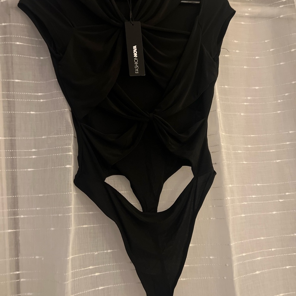 Fashion Nova Black Bodysuit